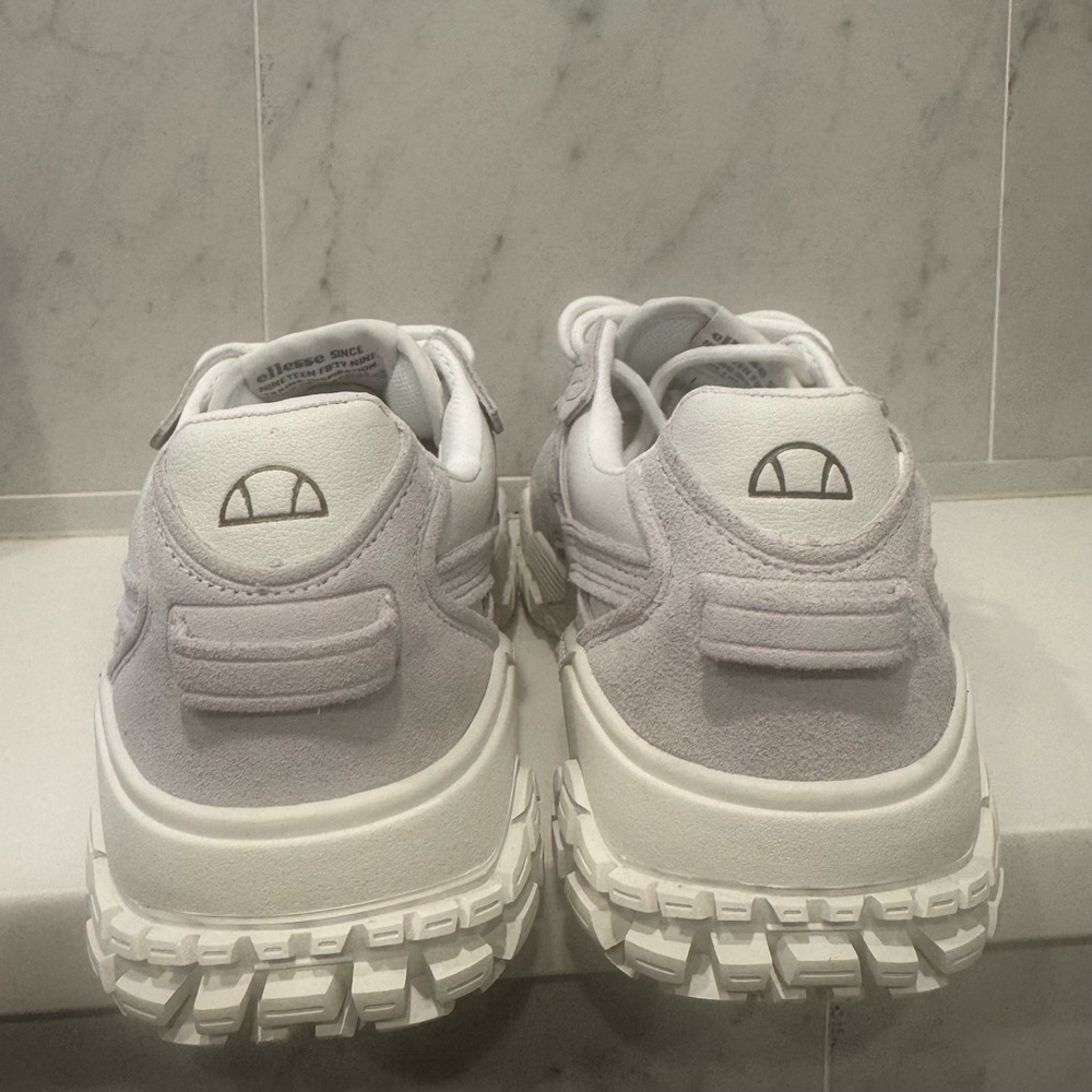 Ellesse LSR Luxe Off White/Grey Sneakers Women’s Size 7.5 US - Picture 7 of 10